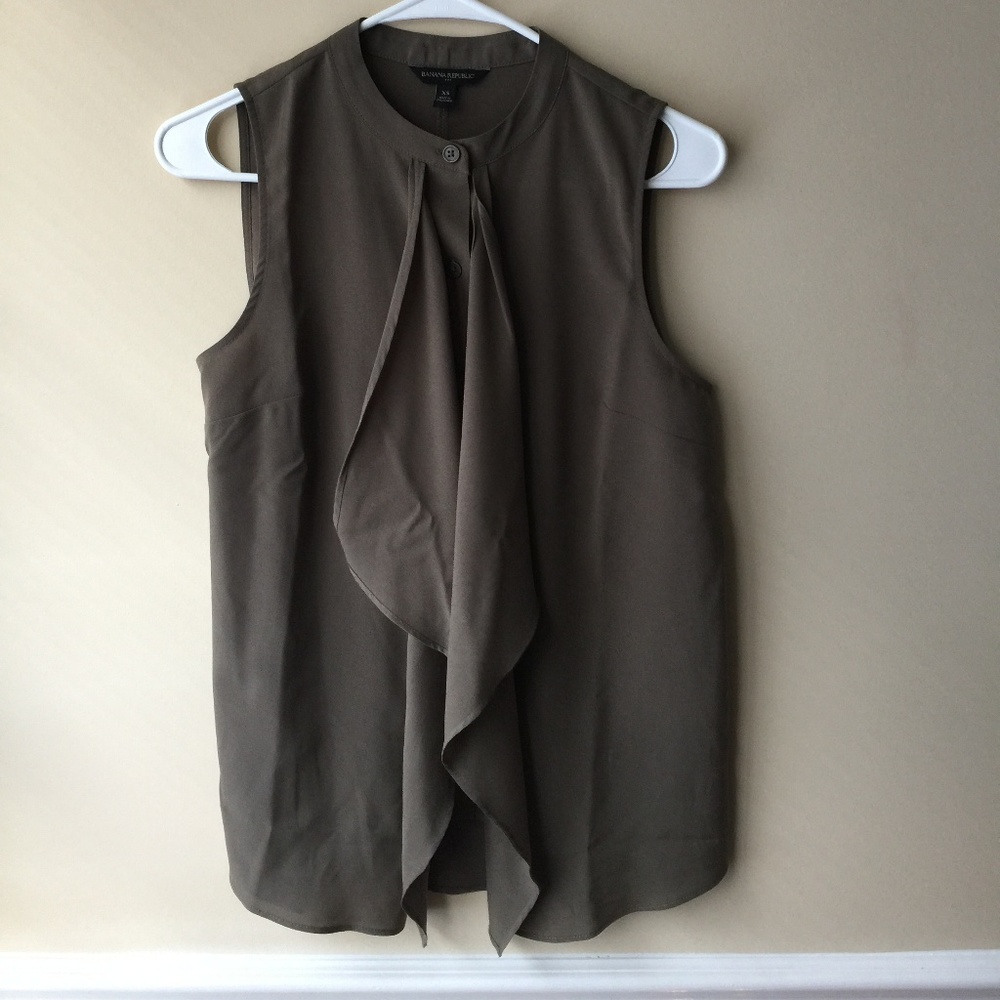 BANANA REPUBLIC Khaki Blouse NWOT